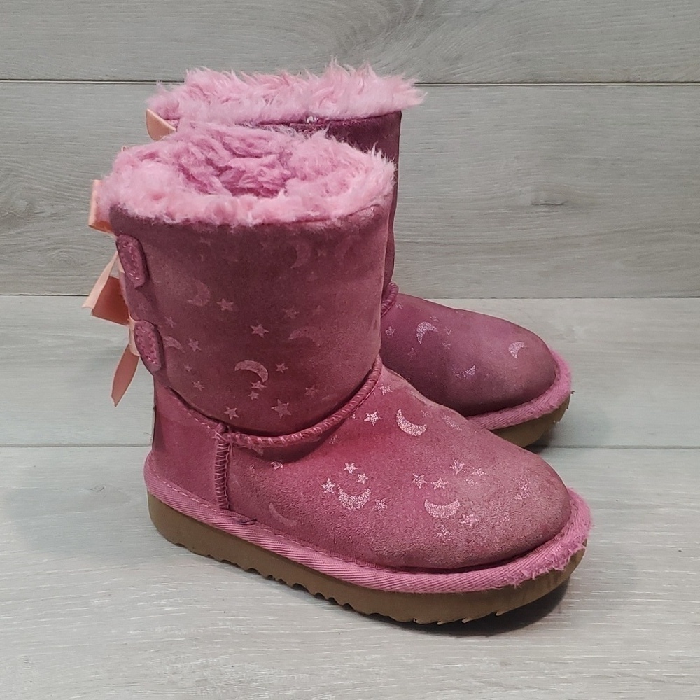 Ugg Australia Kids Bailey Bow Pink Barbie Moon & star leather boots shoes sz 8